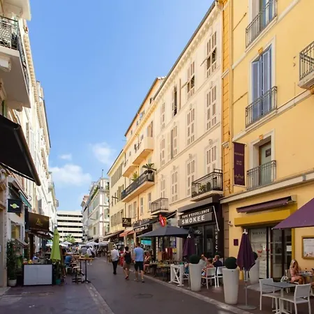 Vagliano Furnished Flat *